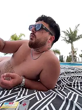 MrAndMrsSavage live cam