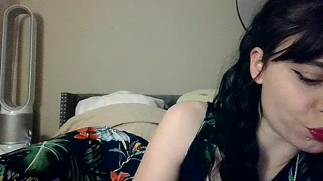 Petite_moi live VR cam stream – free webcam