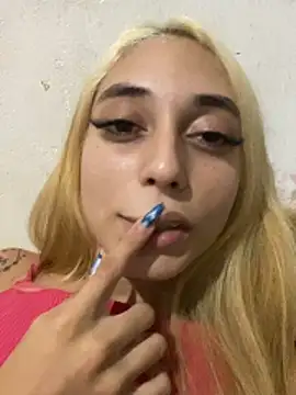 loirinhaaa cam profile