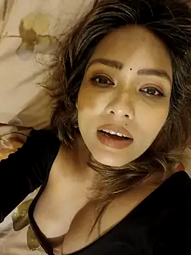 zoyarathore live cam